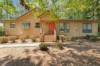 3032 Brandy Ln, Sanford, NC 27332