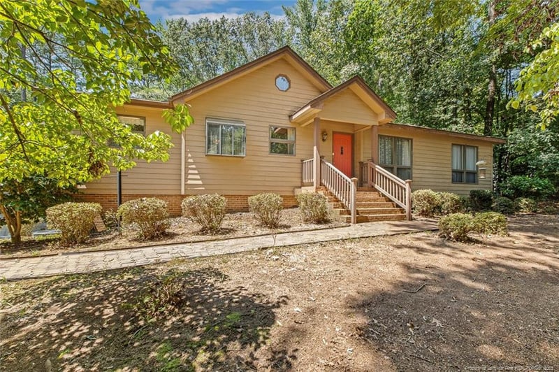 3032 Brandy Ln, Sanford, NC 27332
