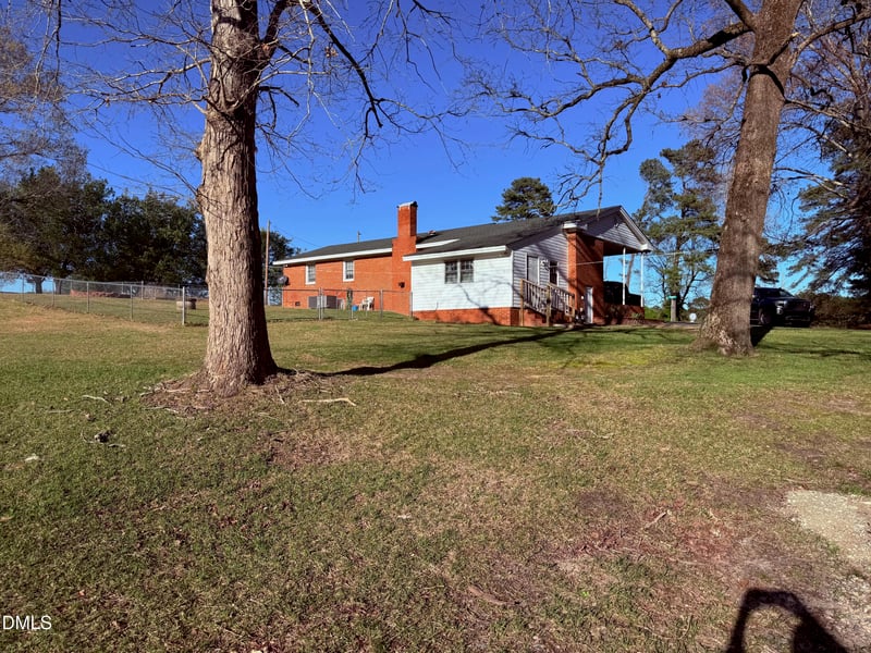 3032 Federal Rd, Benson, NC 27504