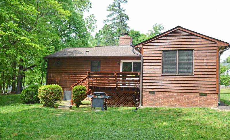 3032 Skycrest Dr, Raleigh, NC 27604