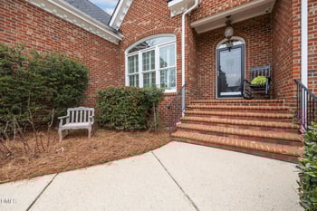 3032 Stone Gap Ct, Raleigh, NC 27612