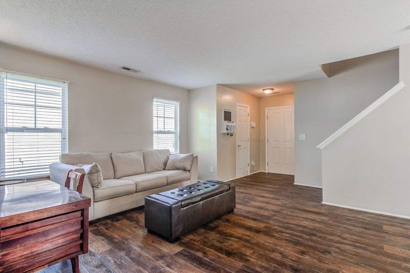 3032 Van Dorn Rd, Knightdale, NC 27545