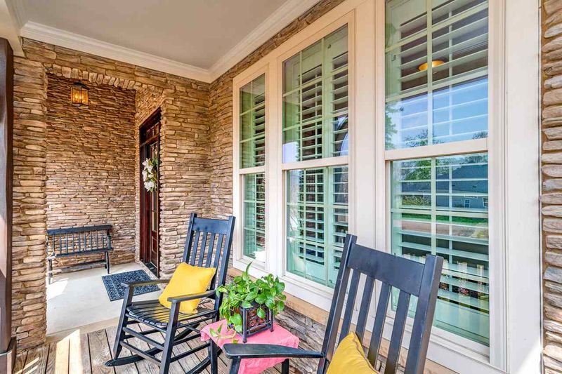 3033 Brighton Bluff Dr, Apex, NC 27539