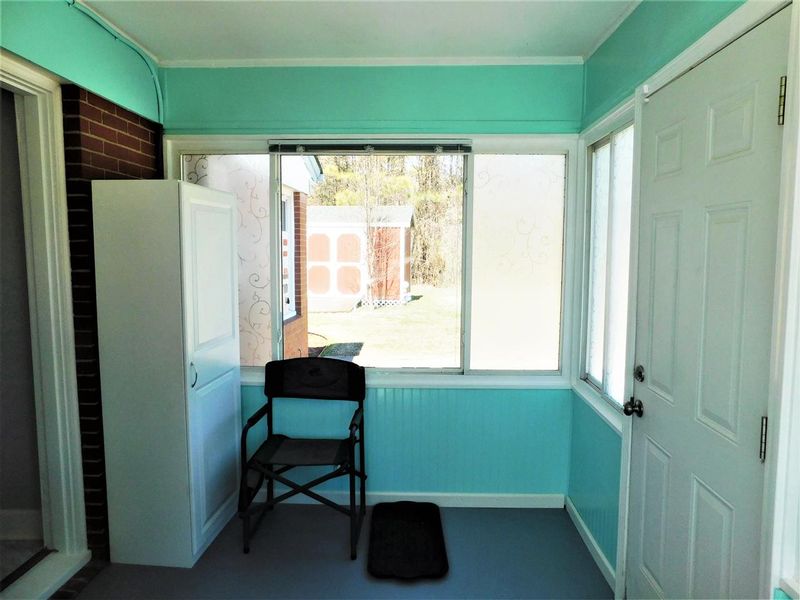 3033 Ross Rd, Durham, NC 27703