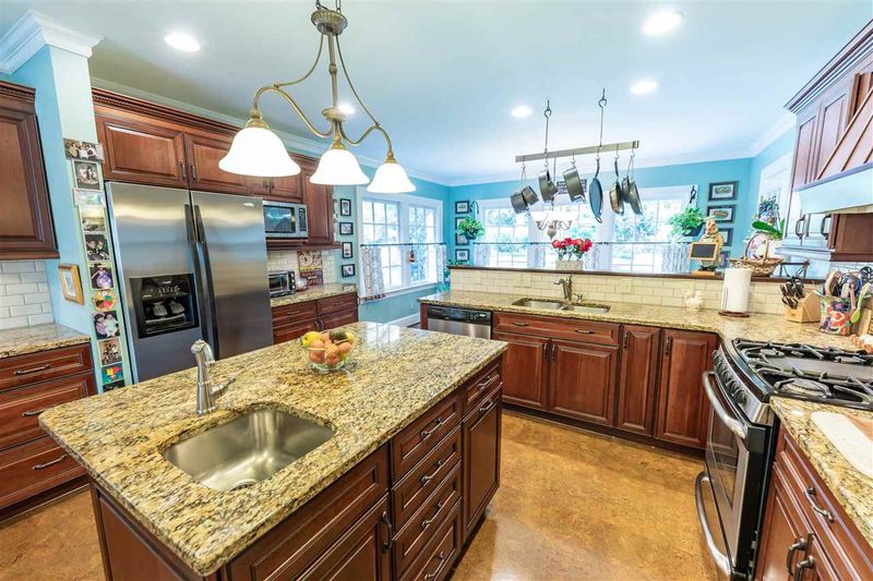 3033 Rothgeb Dr, Raleigh, NC 27609