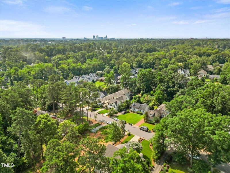 3034 Lewis Farm Rd, Raleigh, NC 27607