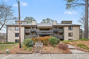 3035 Huntleigh Dr, Raleigh, NC 27604