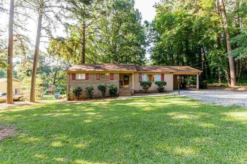 3035 Rosebriar Dr, Durham, NC 27705