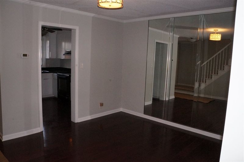 3037 Wycliff Rd, Raleigh, NC 27607