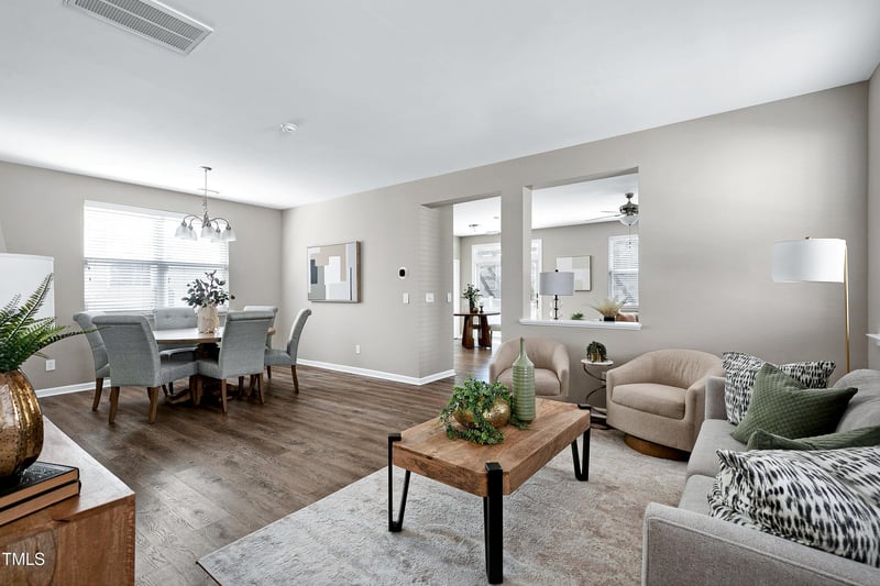 3038 Remington Oaks Cir, Cary, NC 27519