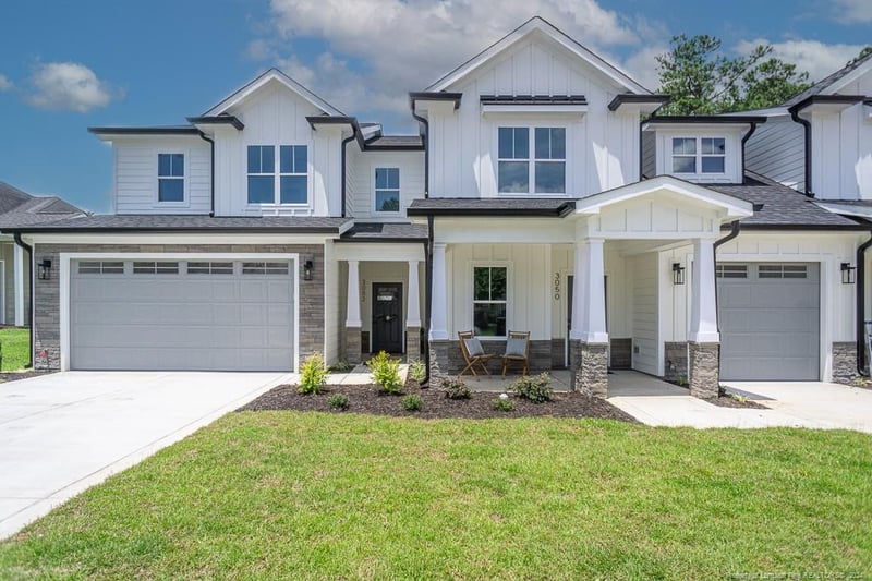 3039 Candlelight Dr, Fayetteville, NC 28311