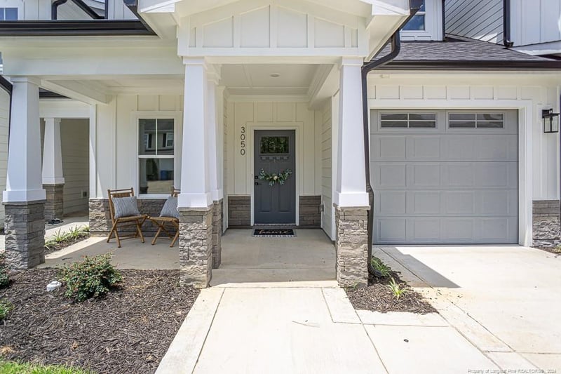 3039 Candlelight Dr, Fayetteville, NC 28311