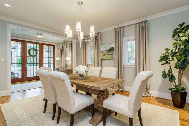 3039 Lewis Farm Rd, Raleigh, NC 27607