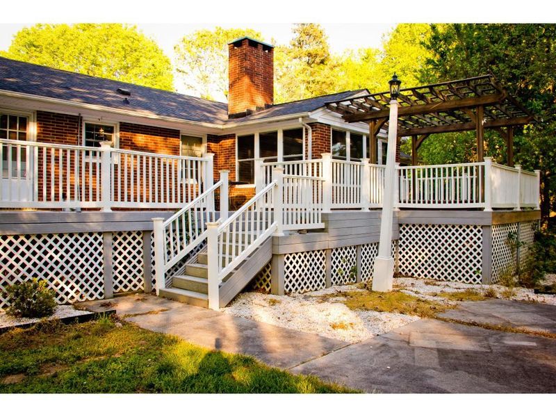3039 Mebane Rogers Rd, Burlington, NC 27217