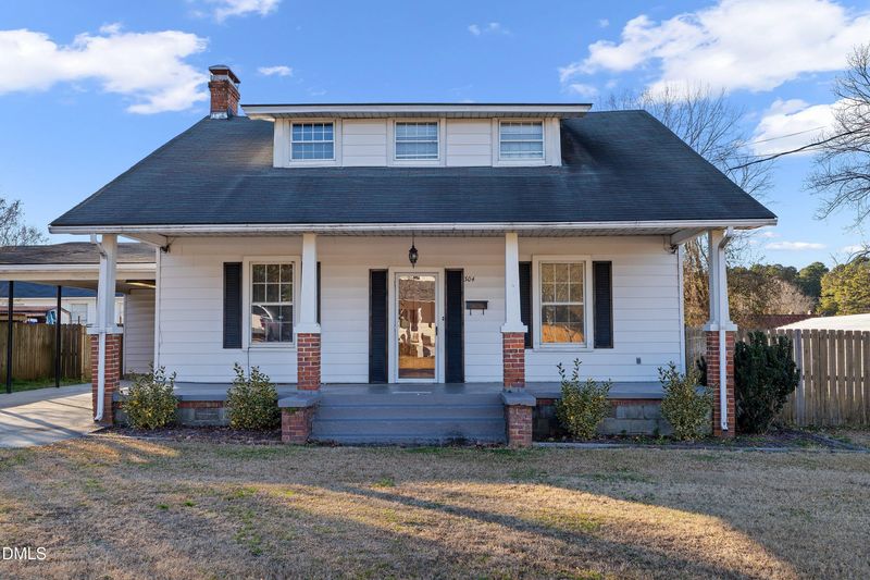 304 S 17th St, Erwin, NC 28339