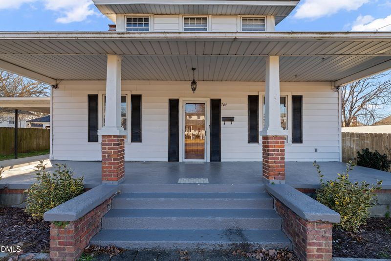 304 S 17th St, Erwin, NC 28339