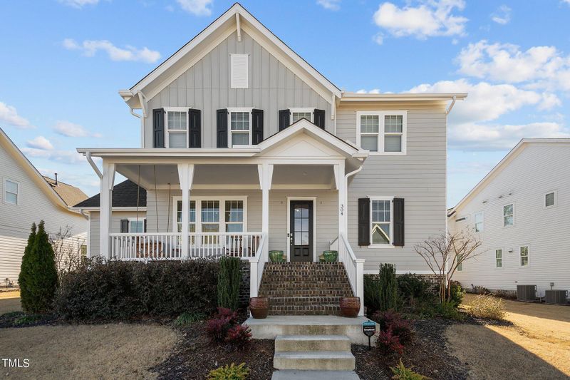 304 Ancient Oaks Dr, Holly Springs, NC 27540