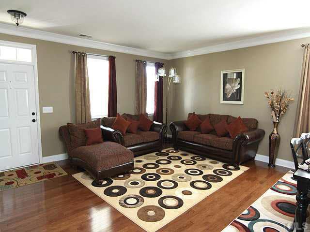 304 Ashburn Ln, Durham, NC 27703