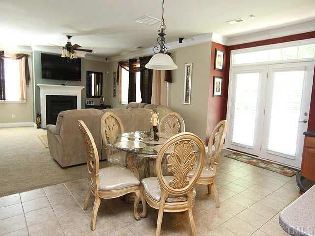 304 Ashburn Ln, Durham, NC 27703
