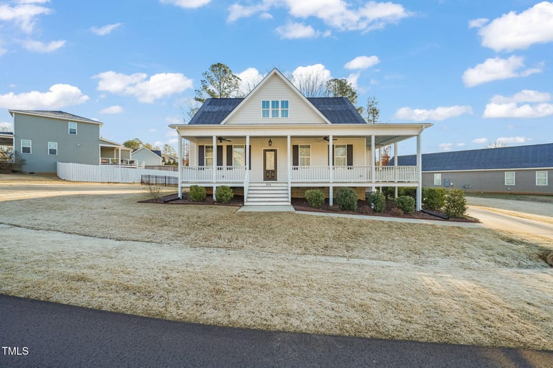 304 Ashley Woods Ct, Clayton, NC 27527
