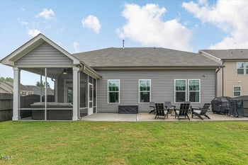304 Avery Glenn Way, Fuquay Varina, NC 27526
