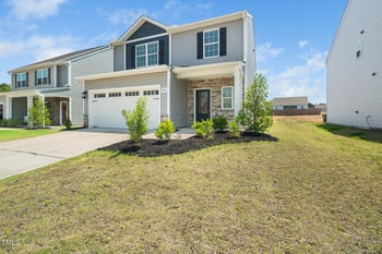 304 Azalea Gaze Dr, Youngsville, NC 27596
