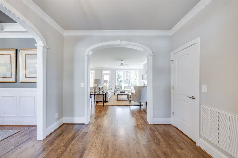 304 Basanite Pl, Cary, NC 27519