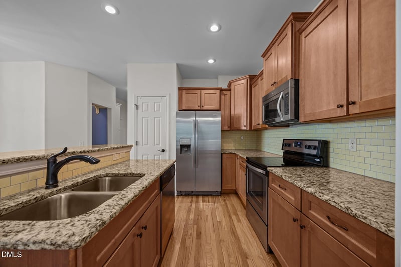 304 Baucom St, Apex, NC 27502