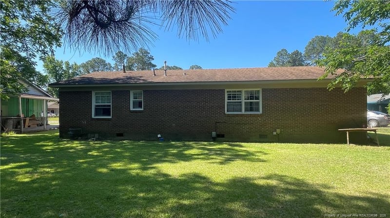 304 Bighorn Dr, Fayetteville, NC 28303