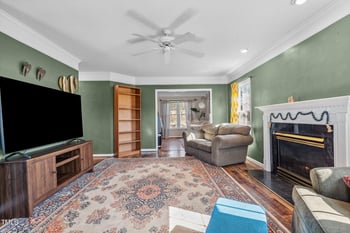 304 Briarwood Dr, Mebane, NC 27302