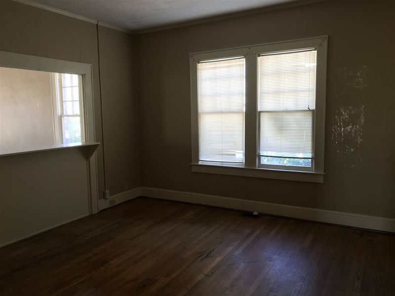 304 W Broad St, Dunn, NC 28334