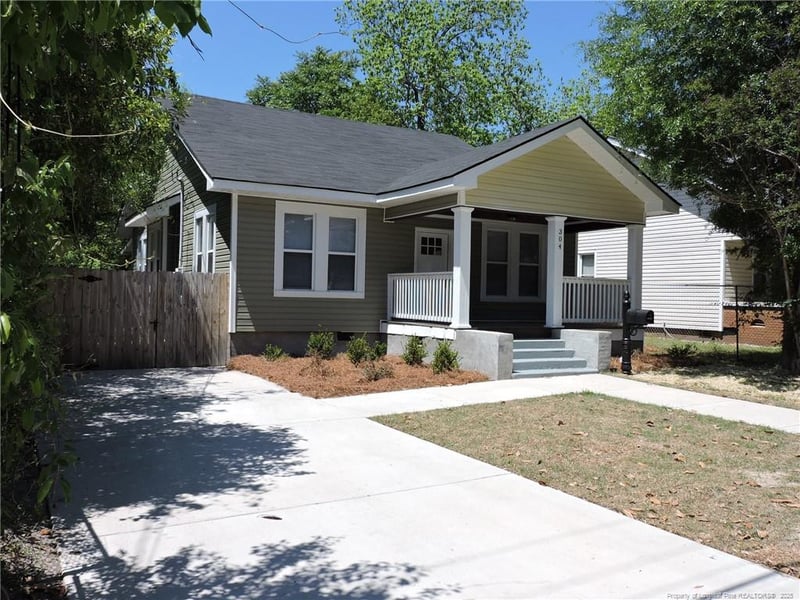 304 Bryan St, Fayetteville, NC 28305