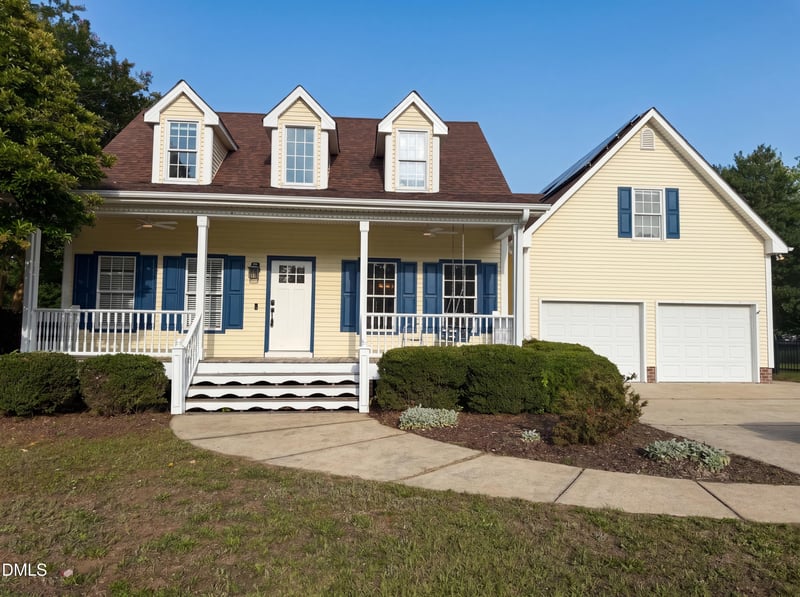 304 Cameronwood Dr, Fuquay Varina, NC 27526