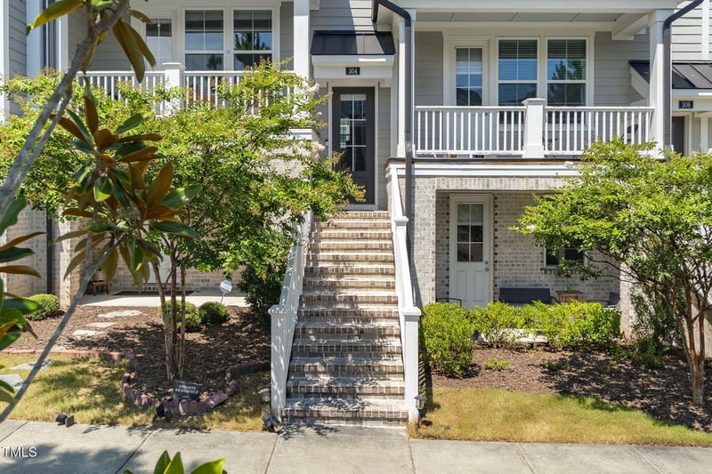 304 Clementine Dr, Cary, NC 27519