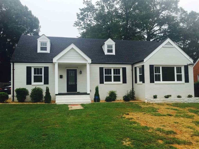 304 Colleton Rd, Raleigh, NC 27610