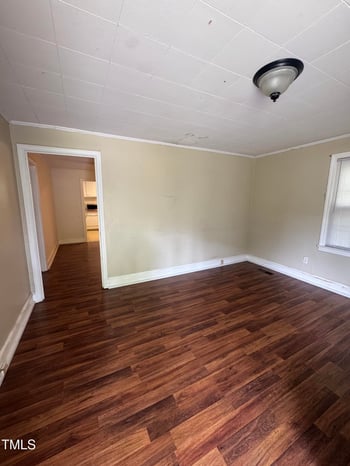 304 Culvert St, Apex, NC 27502
