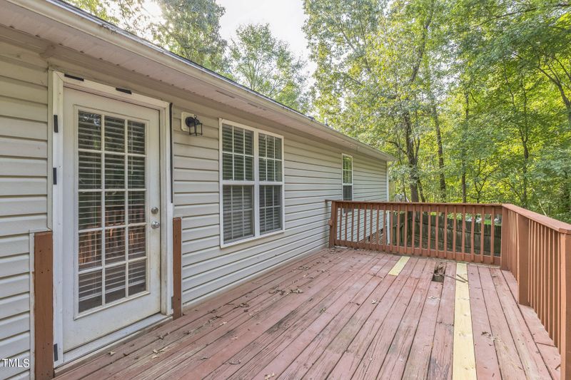 304 Duck Pond Ln, Clayton, NC 27520