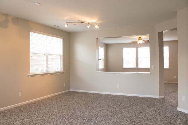 304 Edgecroft Way, Fuquay Varina, NC 27526