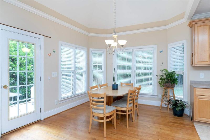 304 Evans Estates Dr, Cary, NC 27513