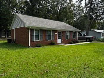 304 Field St, Graham, NC 27253