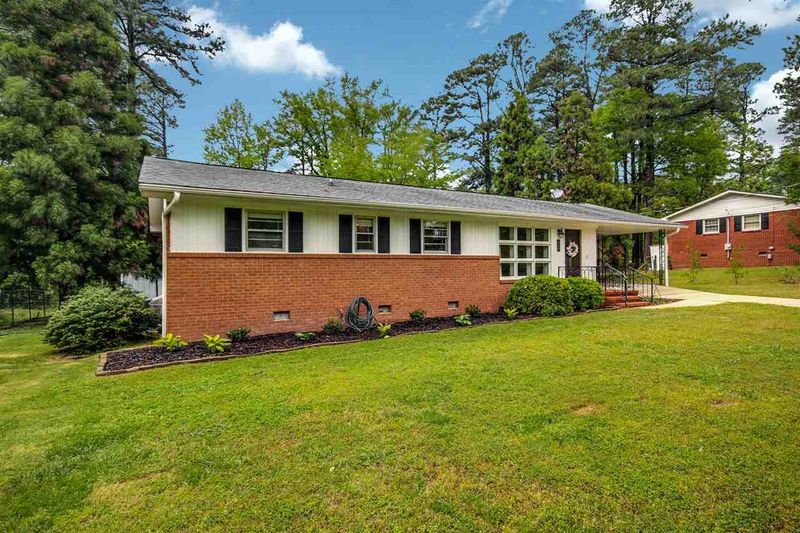 304 Hinton St, Knightdale, NC 27545