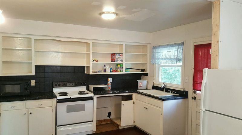 304 Jones Franklin Rd, Raleigh, NC 27606