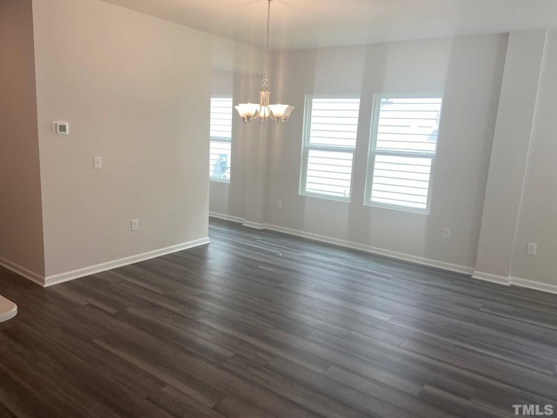 304 Joneshaven Dr, Fuquay Varina, NC 27526