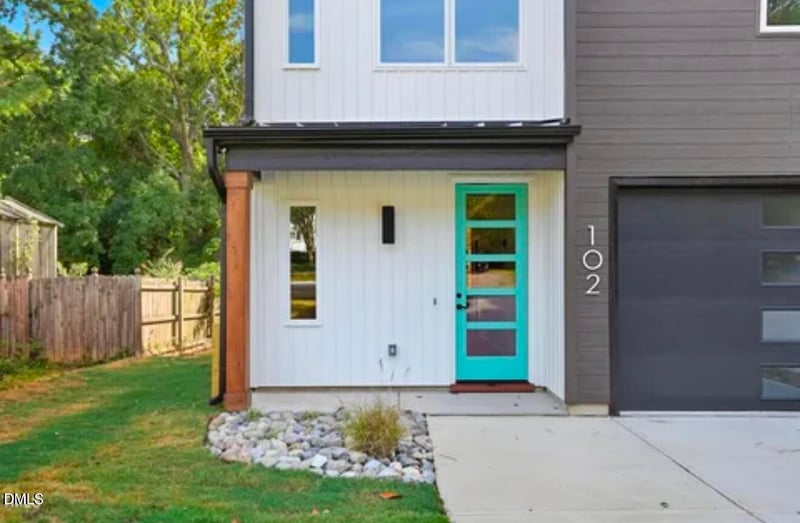 304 King Charles Rd #102, Raleigh, NC 27610