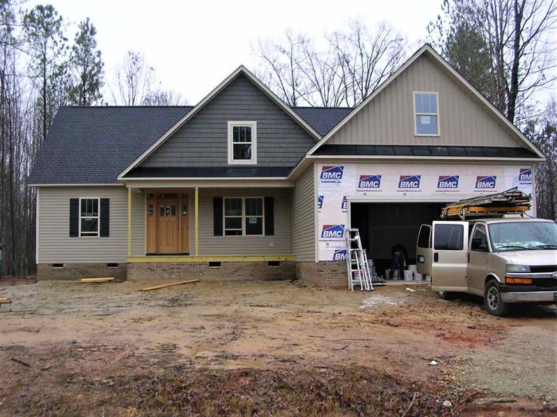 304 Knights Bridge Dr #32, Clayton, NC 27520