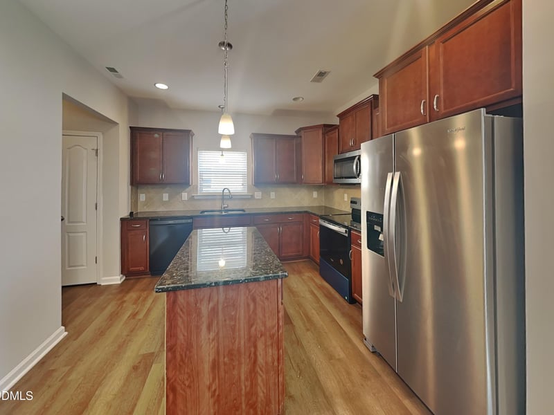 304 Marsh Creek Dr, Garner, NC 27529