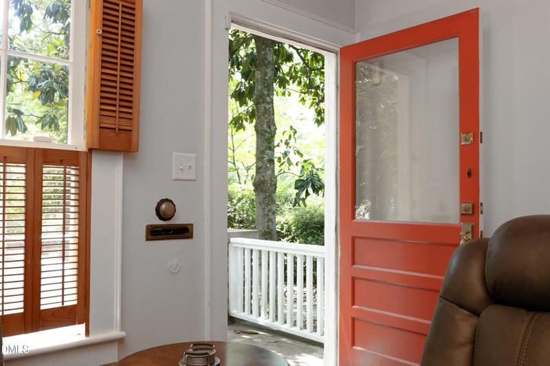 304 Mccauley St, Chapel Hill, NC 27516