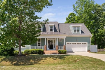 304 Nelson Ln, Clayton, NC 27527