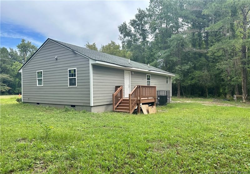 304 Neville St, Fayetteville, NC 28301