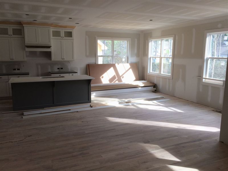 304 Pine St, Fuquay Varina, NC 27526